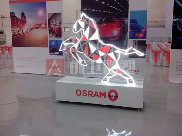 德国欧诗朗马发光装置1